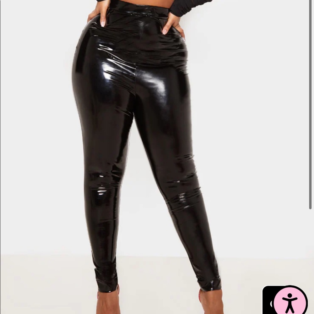 Pretty Little Thing Vinyl Black Legging